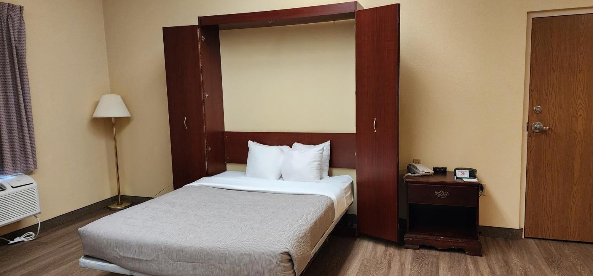 Quality Inn & Suites Bellville - Mansfield Exteriör bild